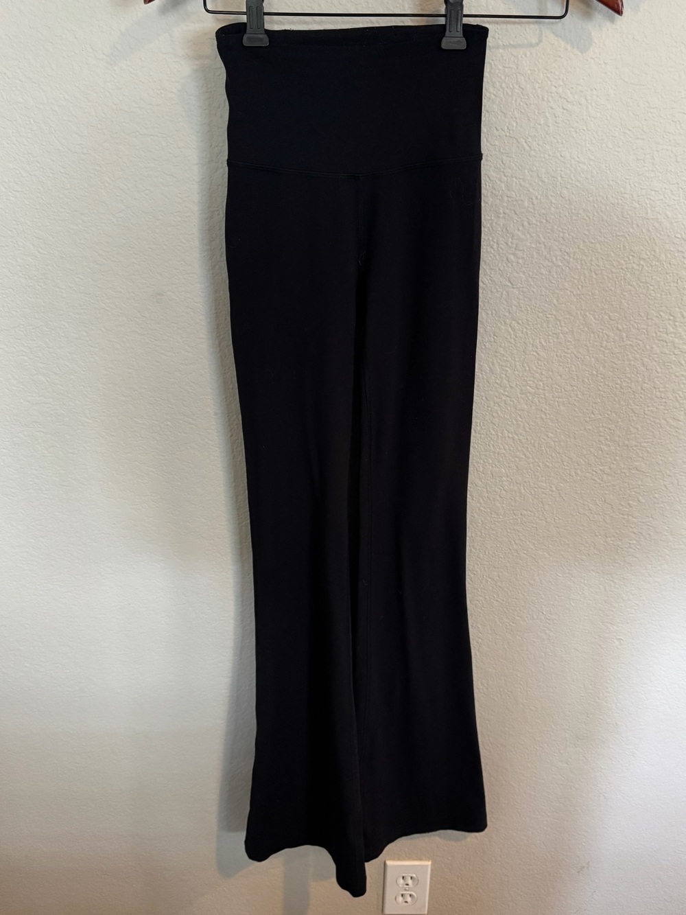 Lululemon High-Rise Black Flare Yoga Pants - Size 0